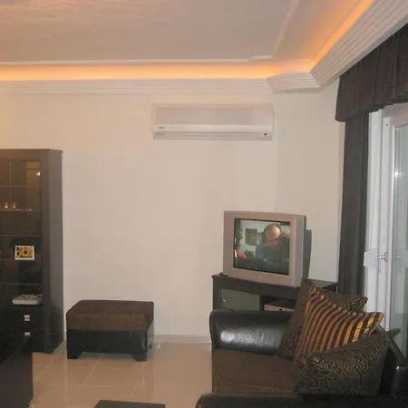 Paradise Hill Apartment